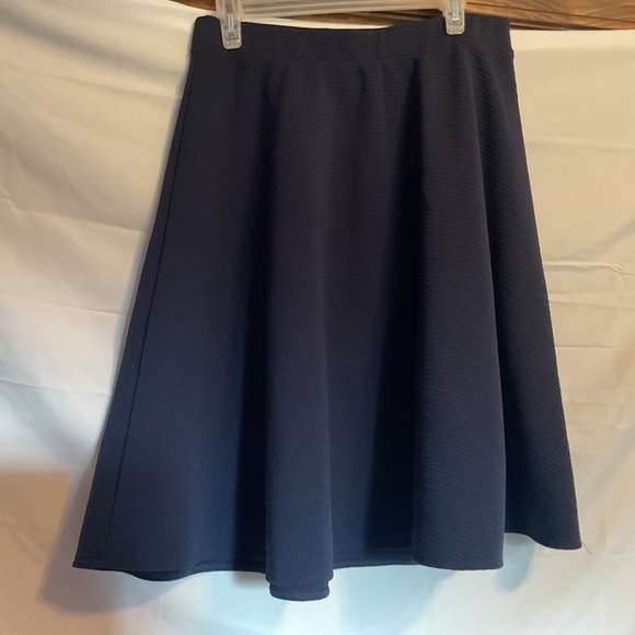 Cato Skirt - Picture 1 of 4